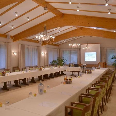 Parkhotel Zum Stern Oberaula Bagian luar foto