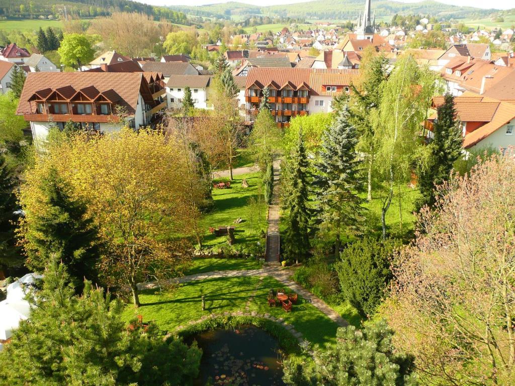 Parkhotel Zum Stern Oberaula Bagian luar foto