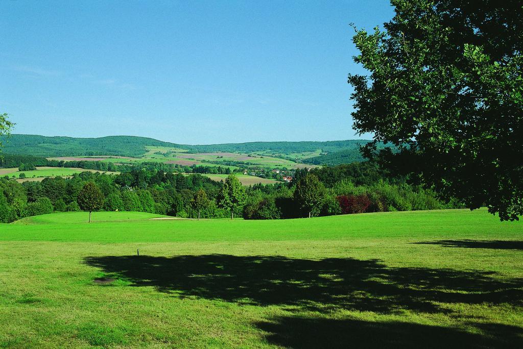 Parkhotel Zum Stern Oberaula Bagian luar foto