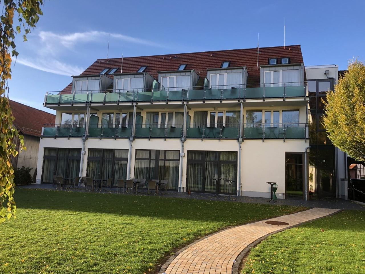 Parkhotel Zum Stern Oberaula Bagian luar foto